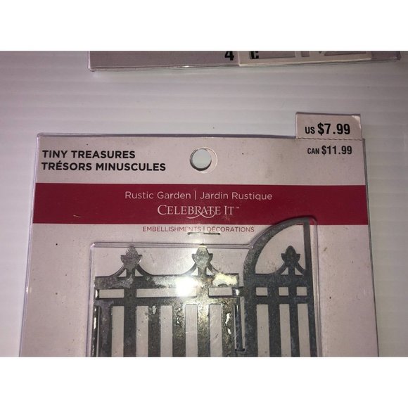5 New Packages of metal rustic garden Fence Halloween Spooky Town tiny treasures - Picture 8 of 8